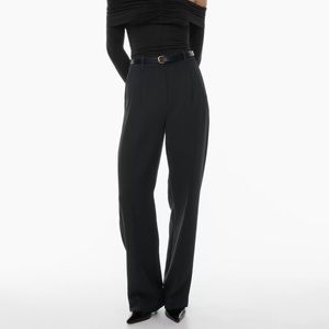 Aritzia The Effortless Pant